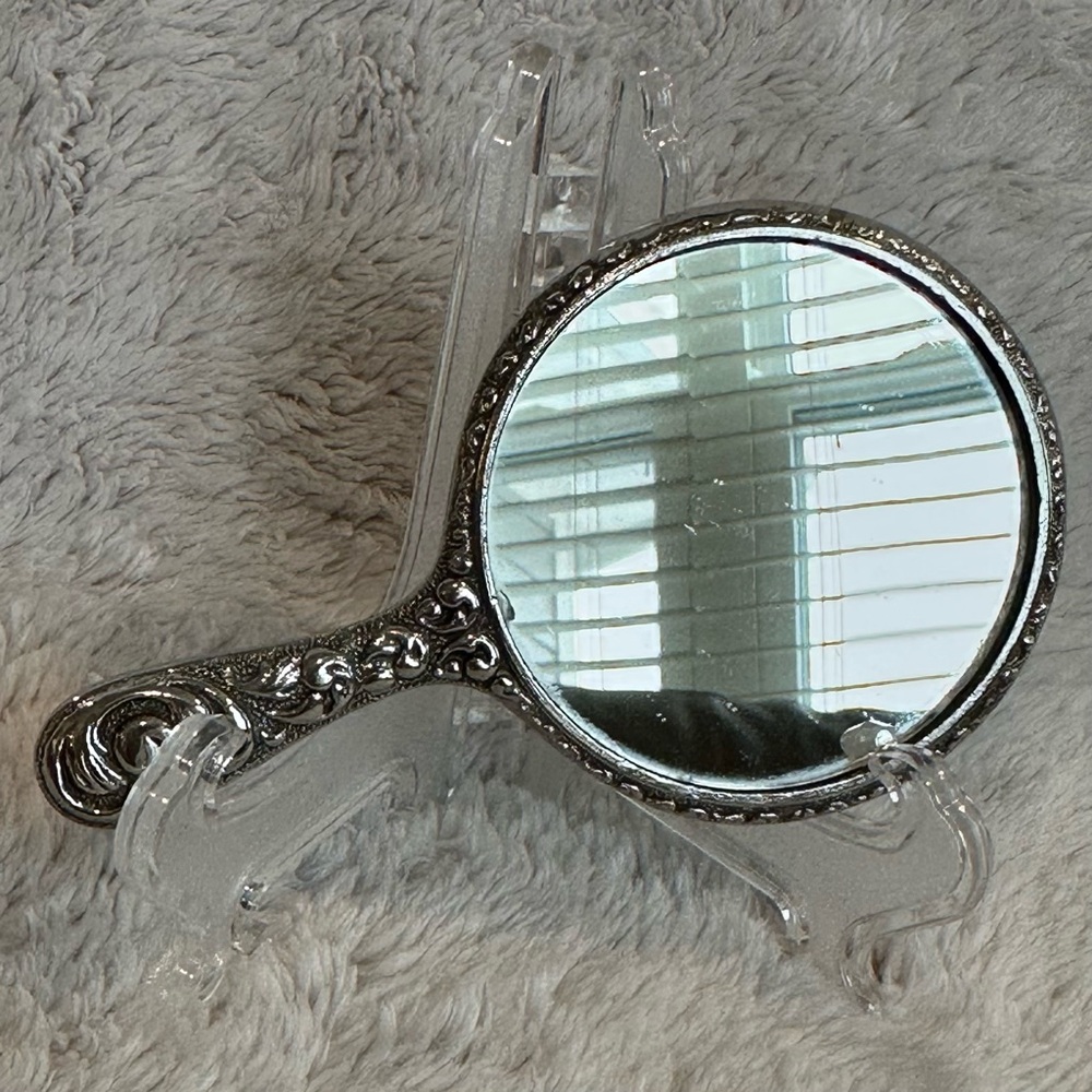Vintage Antique Intricate Silver Vanity Mirror with Floral Design - Picture 6 of 12